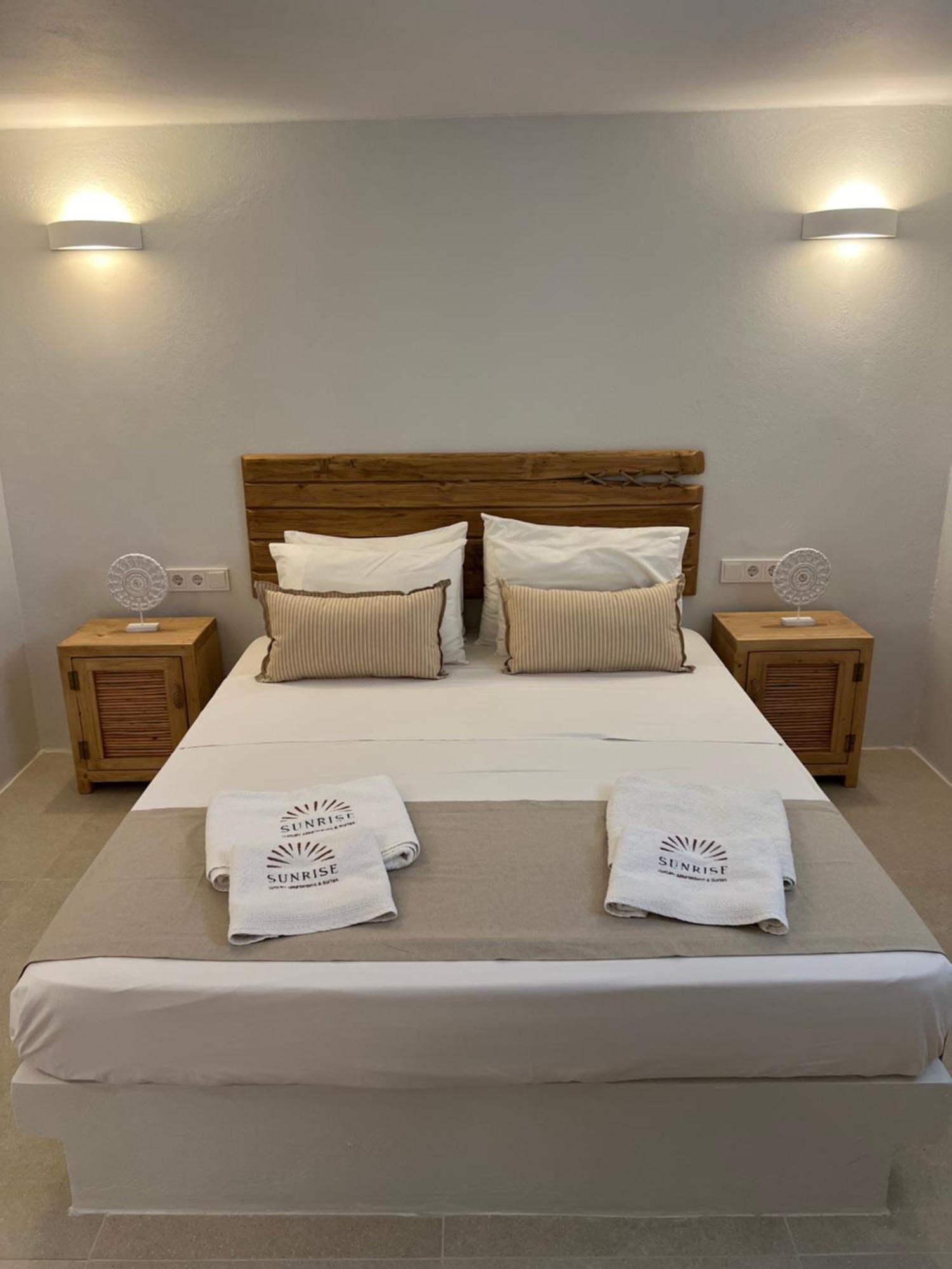 Sunrise Luxury Apartments & Suites Antiparos Town Eksteriør bilde